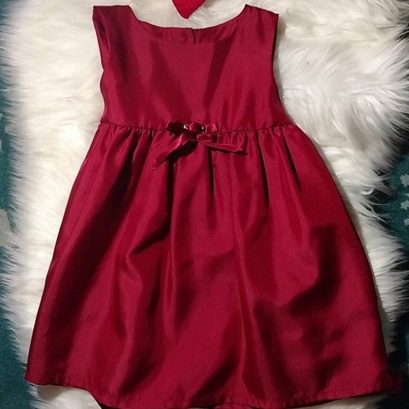 Girls dresses 3T and 4T - Picture 2 of 8